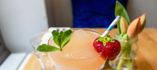 The Art of a Fresh Mocktail: How Fruit, Ice, and Texture Create a Better Sip
