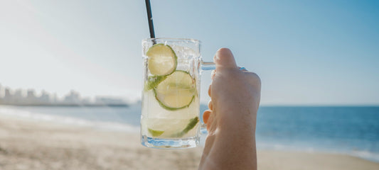 Coastal Refreshers: Why Citrus Drinks Taste Better in the Sun